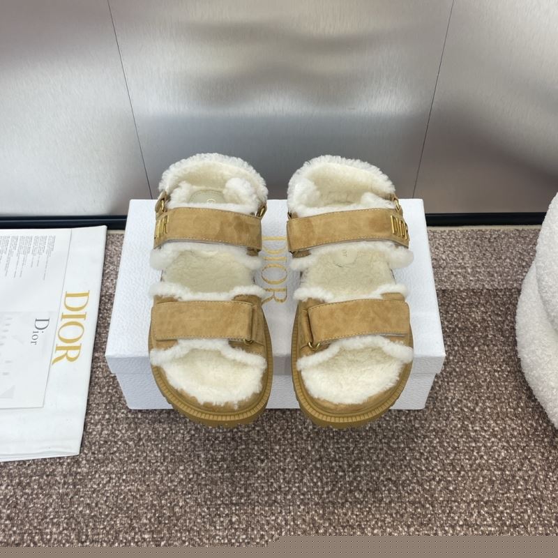 ch**an D*or sandals
